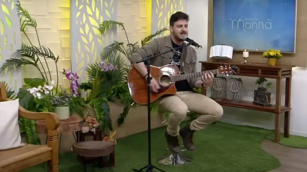 Imagem bencao da manha 3 do artigo Maikel Marques canta belíssimas canções para rezar em família