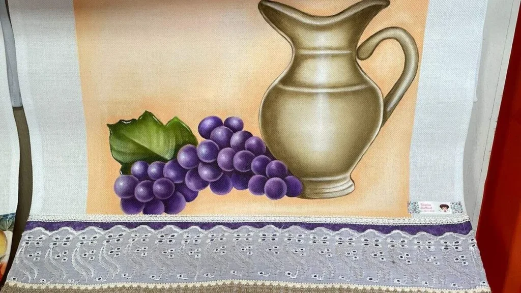 Imagem pintura em tecido de jarro e uvas faca voce mesmo do artigo Pintura em tecido de jarro e uvas - Faça Você Mesmo