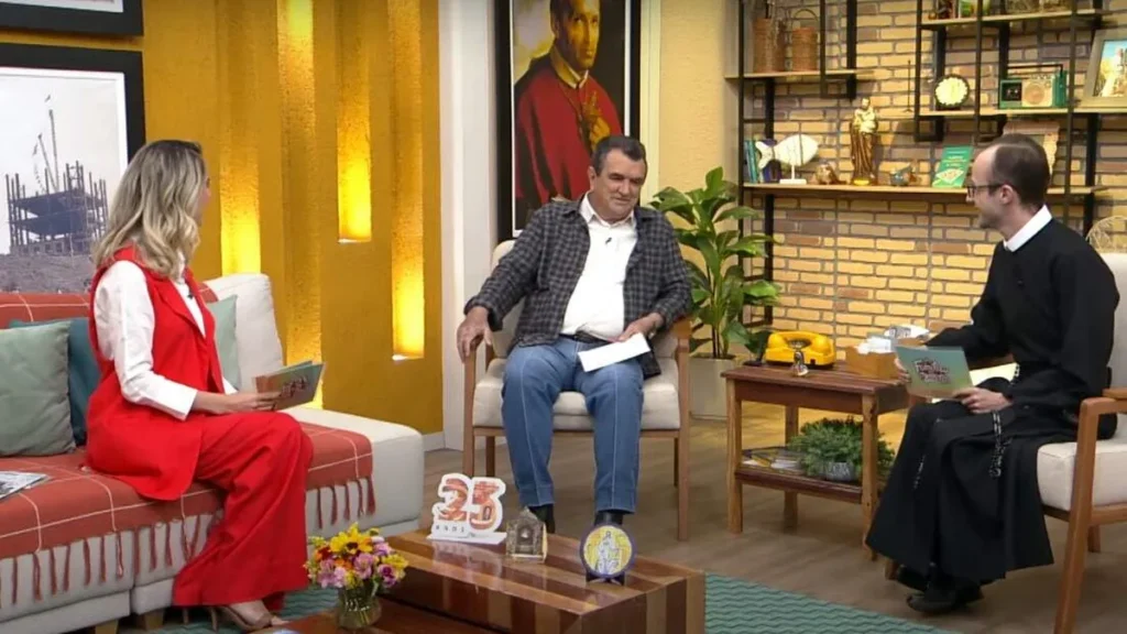 Imagem familia dos devotos 1 do artigo Fique por dentro da programação da Novena e Festa da Padroeira 2024