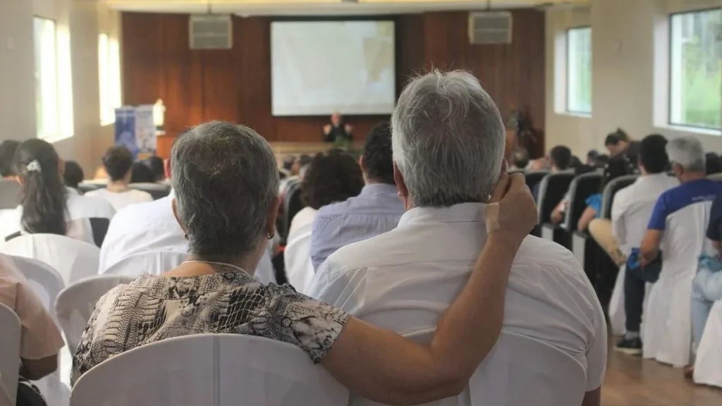 Imagem Casal participa de Seminario do artigo Igreja celebra a Semana Nacional da Família