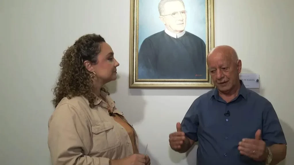 Imagem familia dos devotos 2 do artigo Saiba mais sobre a formação do missionário Padre Vitor Coelho