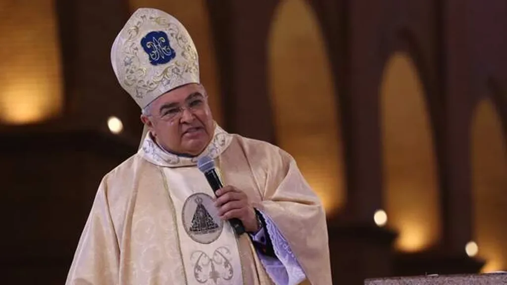 Dom Orani celebrando no Santuário Nacional