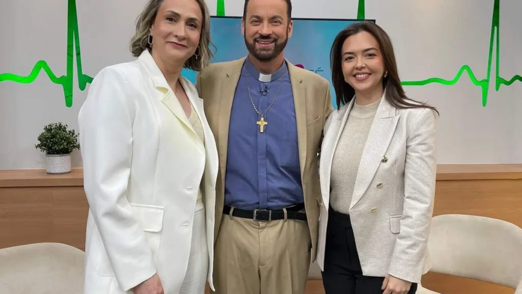 Imagem SFE 17 8 Reproducao TV Aparecida 4 do artigo "Saúde e Fé" fala da origem e tratamento do lipedema