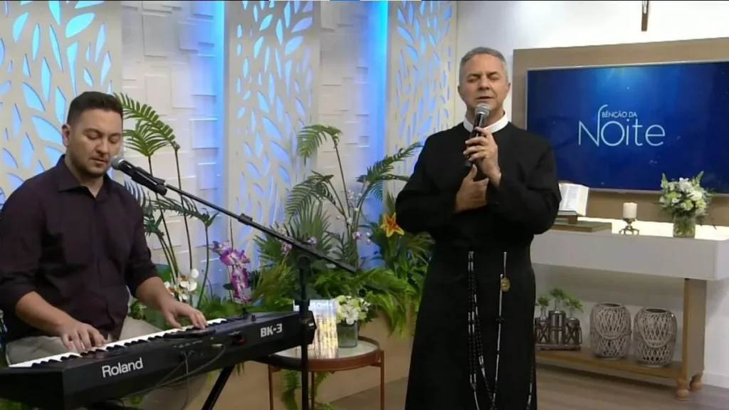 Imagem bencao da noite do artigo Músicas católicas para ter um momento de espiritualidade com Deus
