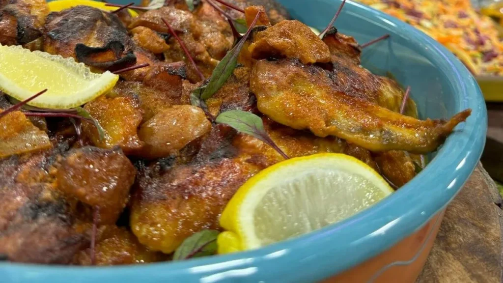 Imagem frango caramelizado com maca santa receita do artigo Frango Caramelizado com Maça - Santa Receita