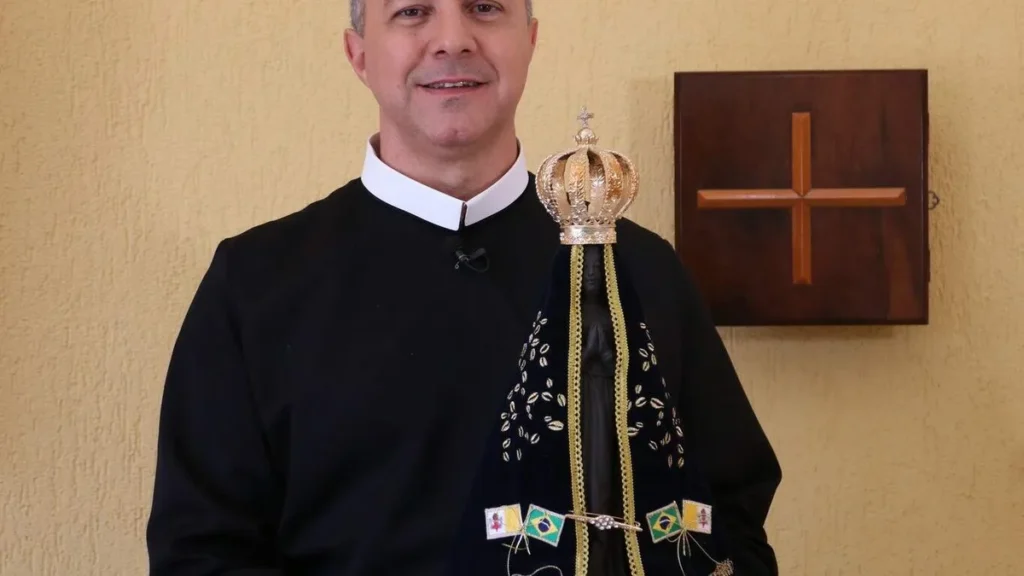 Imagem Padre Camilo Junior do artigo Bênção para o Mês de Setembro
