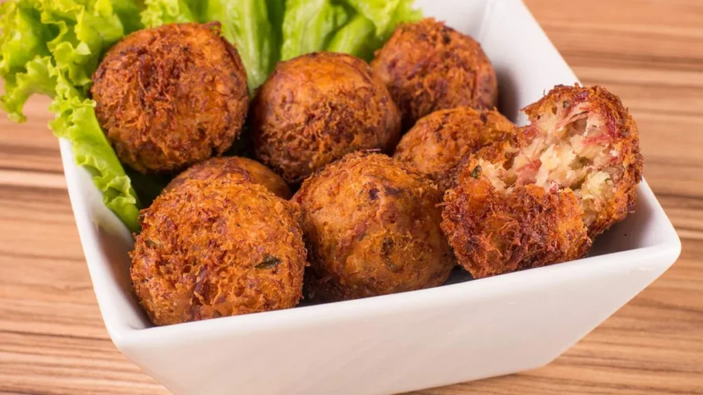 Imagem Bolinho de Aipim com Carne Seca do artigo Chef no Ar: Bolinho de Aipim com Carne Seca