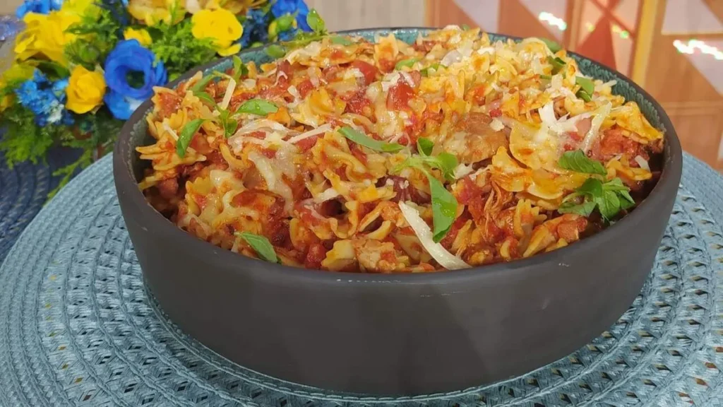 Imagem 3 farfalle com ragu de frango sabor de vida by producao do artigo Farfalle com Ragu de Frango – Sabor de Vida