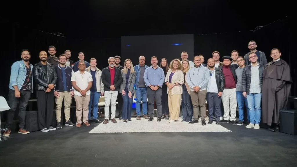 Imagem Dialogos do artigo Diálogos exibe programa especial com plateia interativa