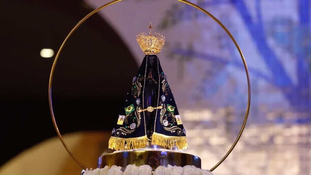 Imagem Nossa Senhora na Missa das Criancas do artigo Saiba tudo sobre a Novena e Festa da Padroeira