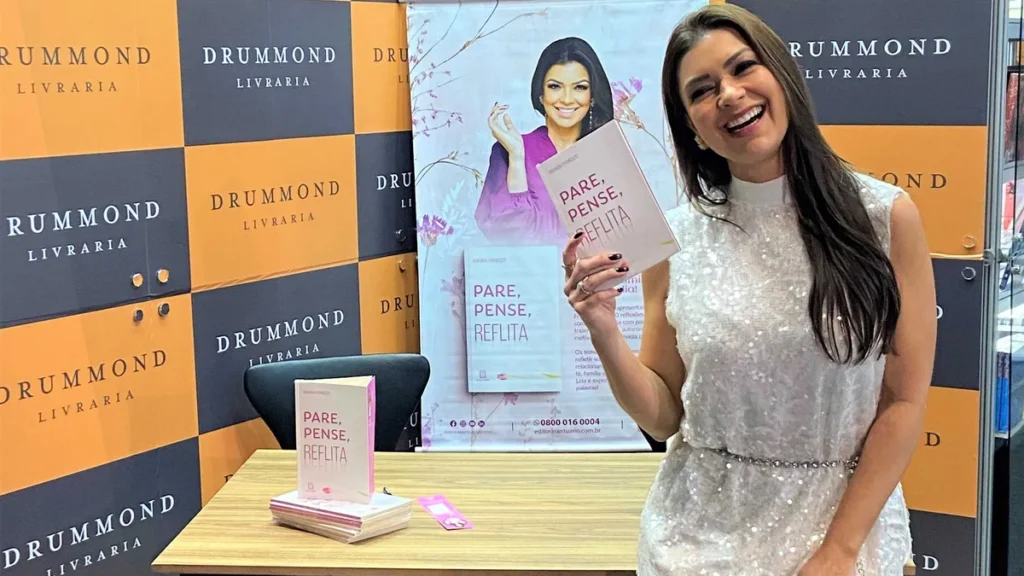 Imagem amanda francozo bienal do artigo Amanda Françozo lança e autografa “Pare, Pense, Reflita” na Bienal do Livro
