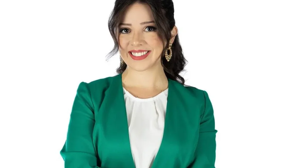 Imagem CAROLINA GUIMARAES APARECIDA LOJAS destaque do artigo Apresentadora Carolina Guimarães