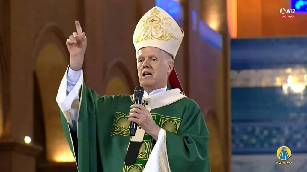 Imagem Missa do Dia Mundial das Missoes 2024 8h Altar Central do artigo Santuário Nacional celebra o 98º Dia Mundial das Missões com Romaria dos Orionitas