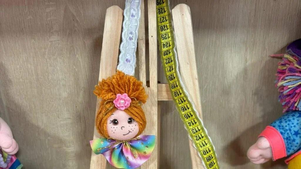 Imagem boneca fita metrica faca voce mesmo do artigo Boneca fita métrica - Faça Você Mesmo