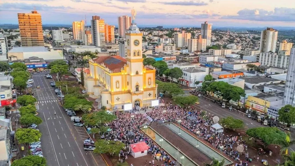 Imagem Catedral Apucarana 1 do artigo Catedral de Apucarana (PR) é elevada a Basílica Menor