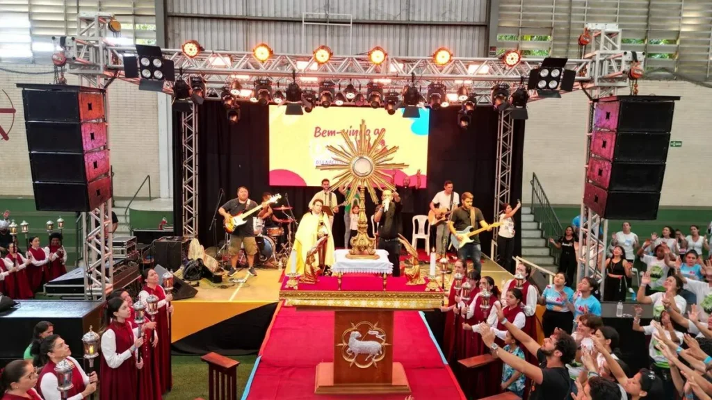 Imagem Dia Nacional da Juventude em Araxa do artigo Jovens do Brasil celebram com festa o Dia Nacional da Juventude