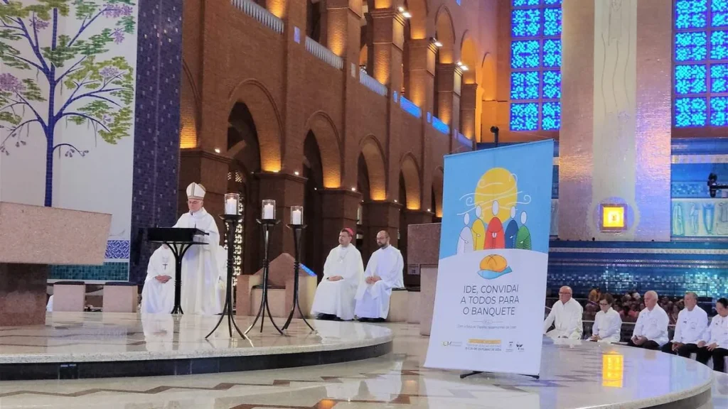 Imagem Dom Mauricio destaque do artigo Abertura do Mês Missionário enfatiza a importância de caminhar juntos