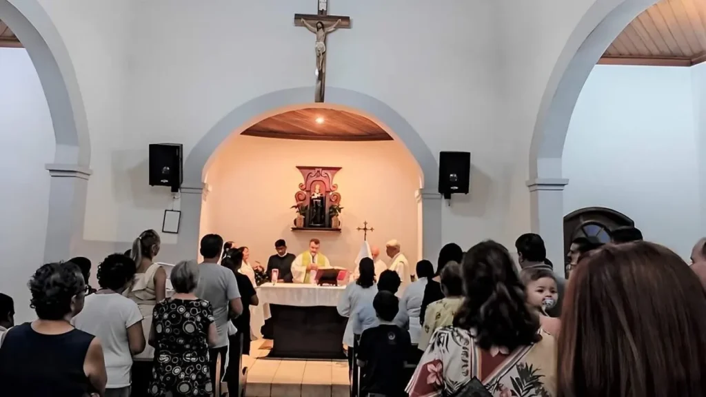 Imagem Missa Capela Sao Geraldo 16 10 2024 do artigo Devotos celebram São Geraldo Majella em Aparecida (SP)