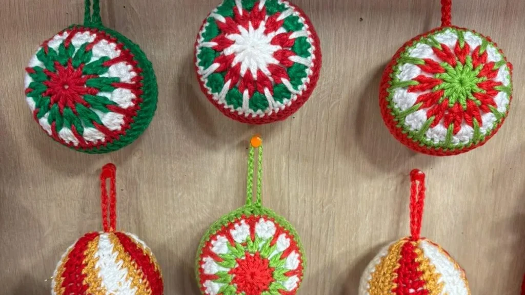 Imagem bolas de natal em croche faca voce mesmo do artigo Bolas de natal em crochê - Faça Você Mesmo