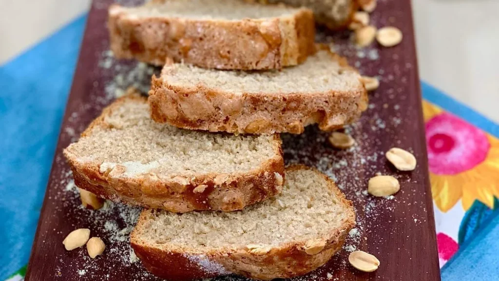 Imagem pao doce de fuba com amendoim santa receita do artigo Pão Doce de Fubá - Santa Receita