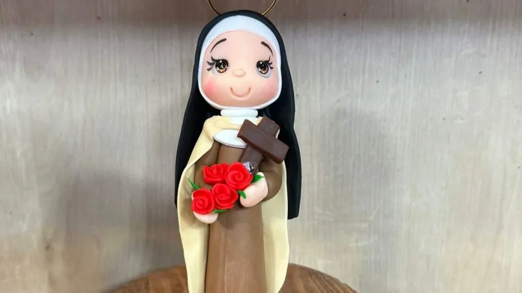 Imagem santa terezinha em biscuit faca voce mesmo do artigo Santa Terezinha em biscuit - Faça Você Mesmo