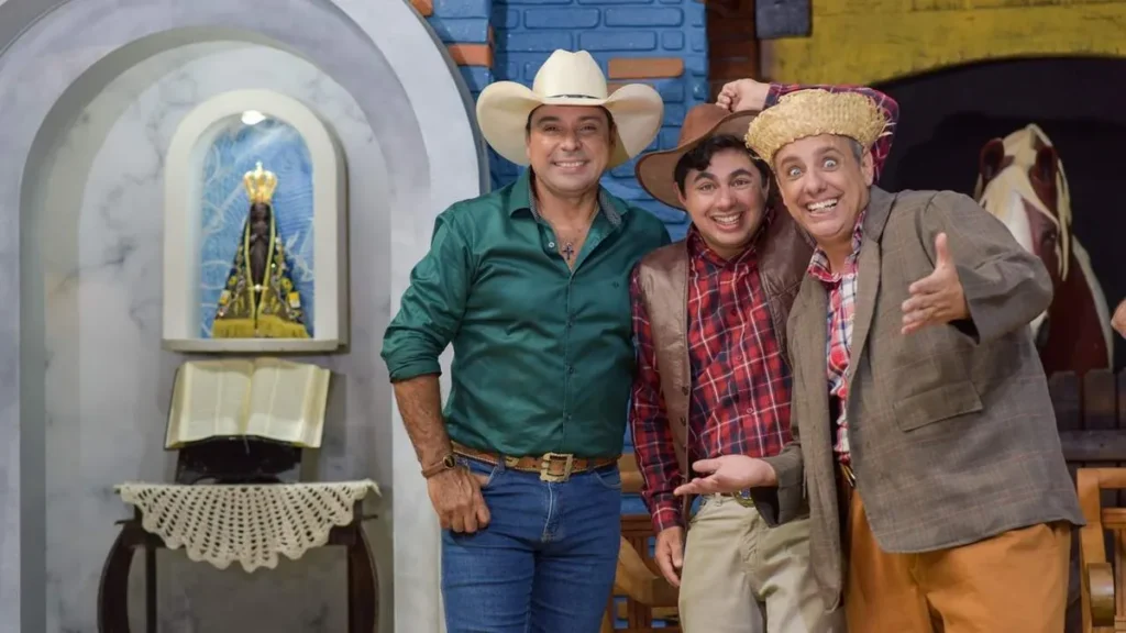Imagem 1 Trio Terra da Padroeira Davi Barbosa do artigo Trio Modão Que Dói e a dupla Wilson e Soraia cantam no “Terra da Padroeria”
