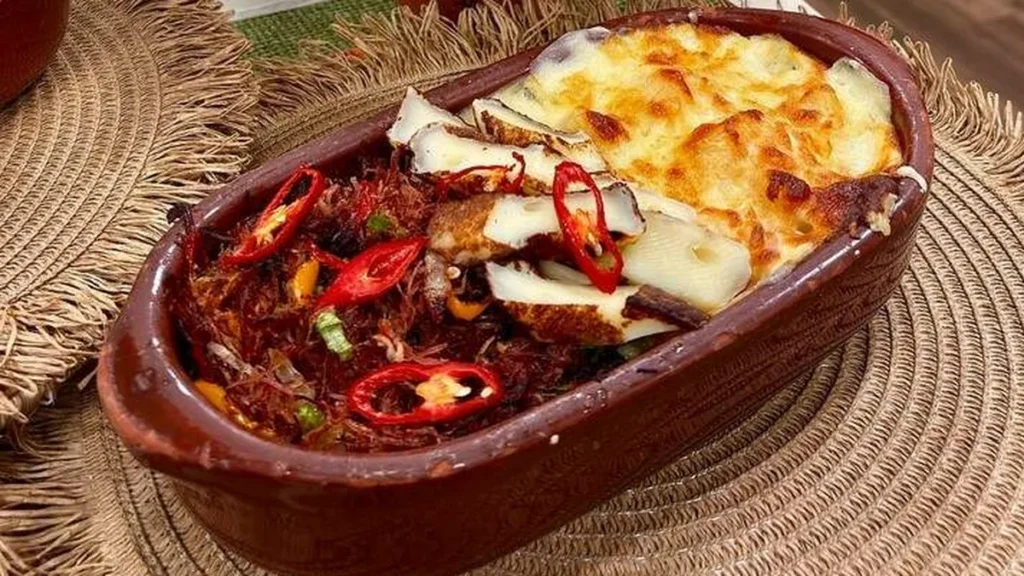 Imagem mandioca cremosa com carne seca do artigo Mandioca Cremosa com Carne Seca - Santa Receita