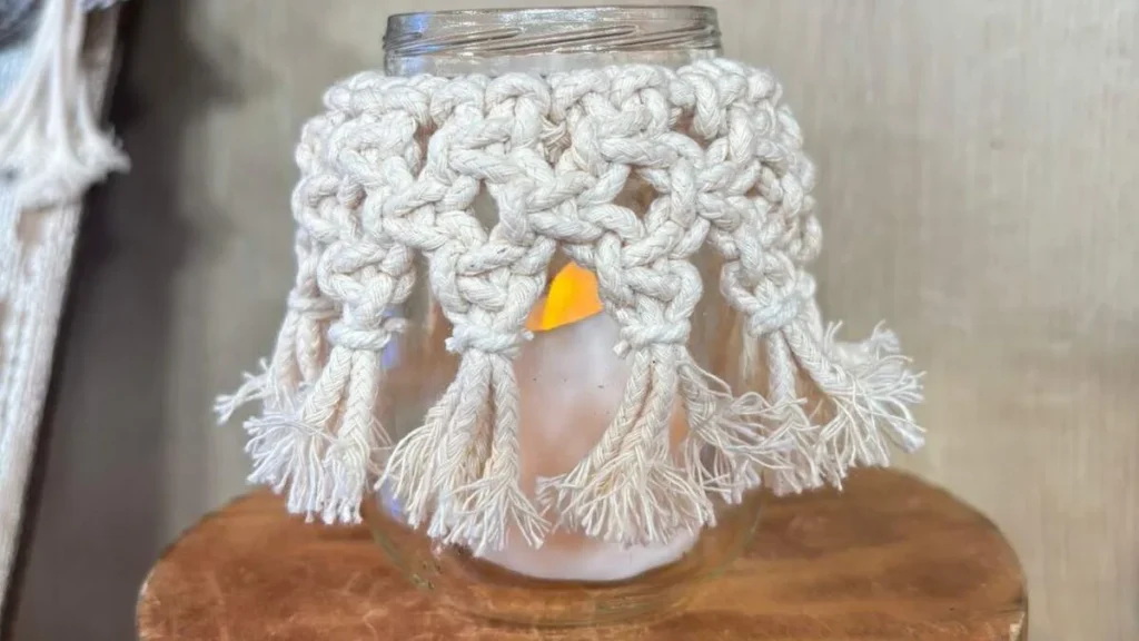 Imagem vidro decorado com macrame faca voce mesmo do artigo Vidro decorado com macramê - Faça Você Mesmo