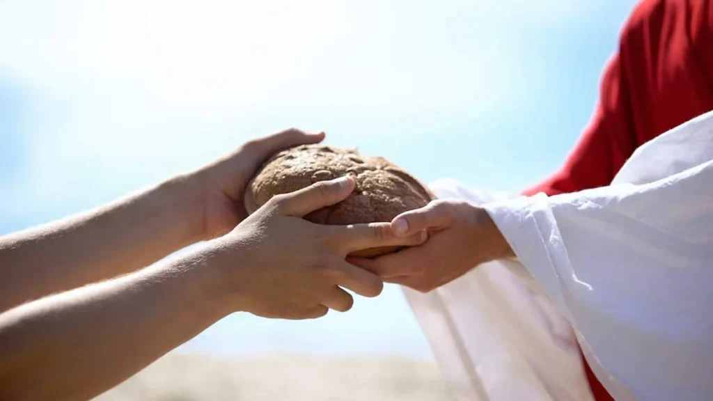 Imagem maos segurando o pao do artigo Dia Mundial dos Pobres: um chamado do Papa a solidariedade