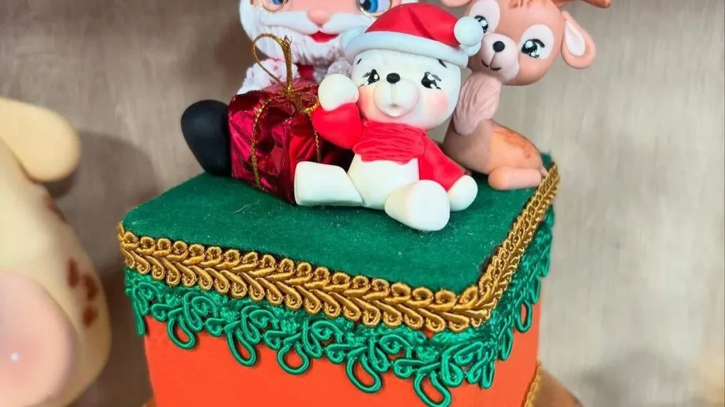 Imagem caixa biscuit fvm do artigo Caixa de Luxo de Natal em Biscuit - Faça Você Mesmo