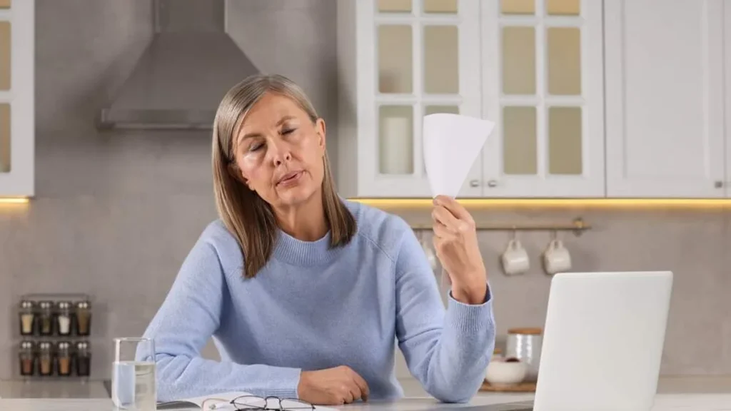 Imagem Mulher na menopausa do artigo Como a alimentação pode ajudar na menopausa?