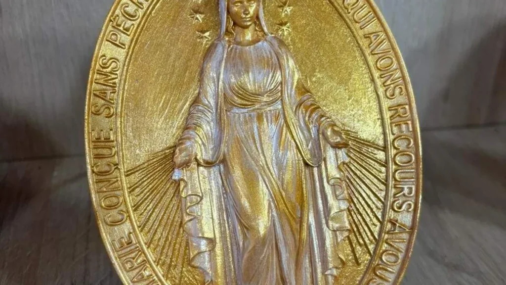 Imagem medalhao decorativo nossa senhora das gracas faca voce mesmo do artigo Medalhão decorativo Nossa Senhora das Graças - Faça Você Mesmo