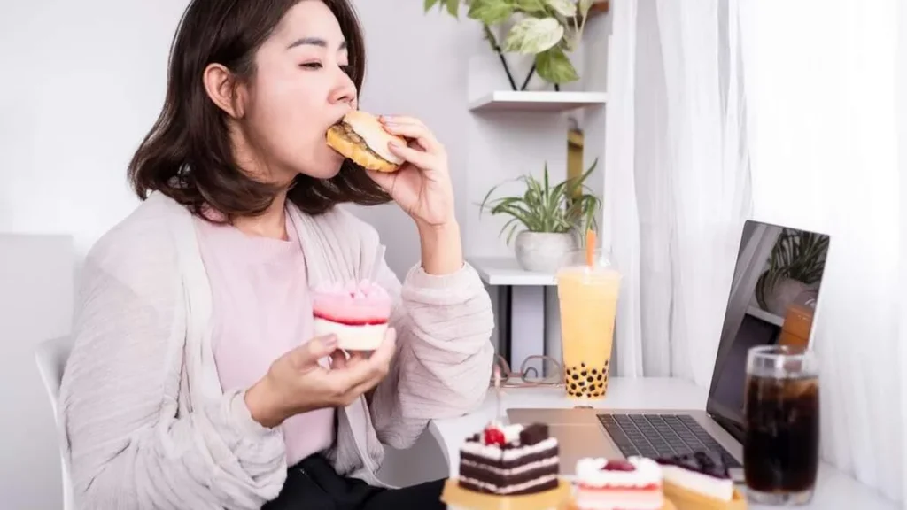 Imagem Compulsar alimentar do artigo Como lidar com dificuldades emocionais e evitar a compulsar alimentar?