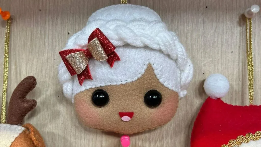 Imagem pingente mamae noel em feltro faca voce mesmo do artigo Pingente de Mamãe Noel em feltro - Faça Você Mesmo