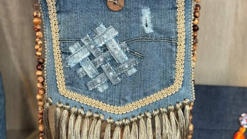 Imagem bolsa de bolso jeans faca voce mesmo do artigo Bolsa de Bolso Jeans - Faça Você Mesmo