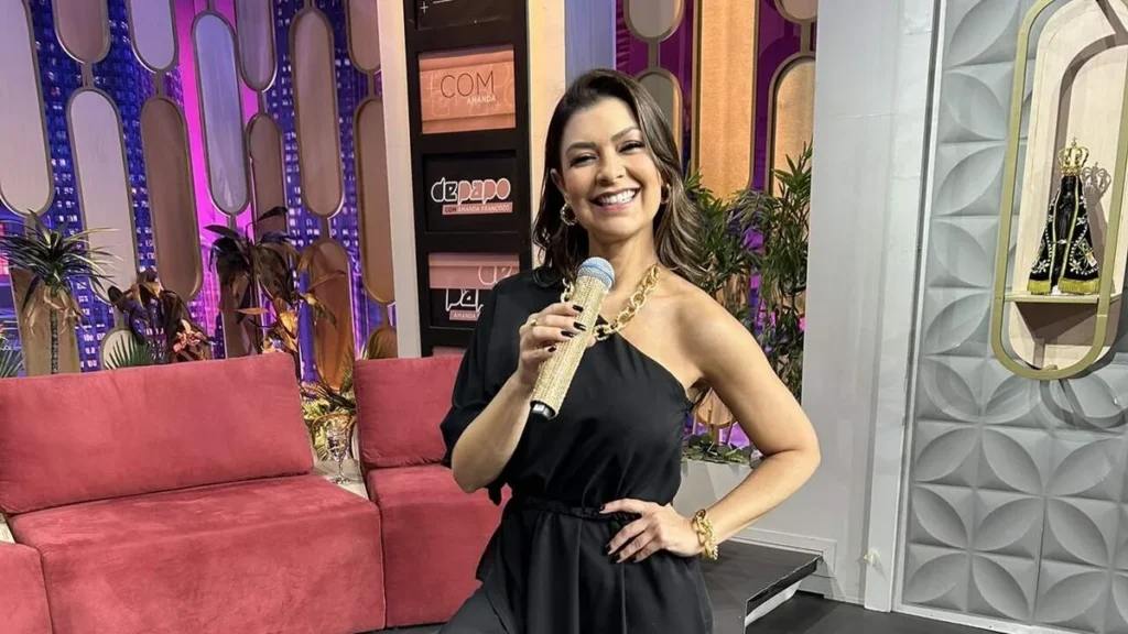 Imagem De Papo com amanda francozo by melody de paulo 1 do artigo Amanda Françozo desvenda os segredos dos concursos de misses em seu programa