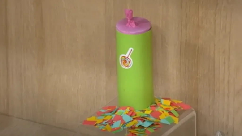 Imagem lancador confete do artigo Brinquedo Lança Confete - Faça Você Mesmo