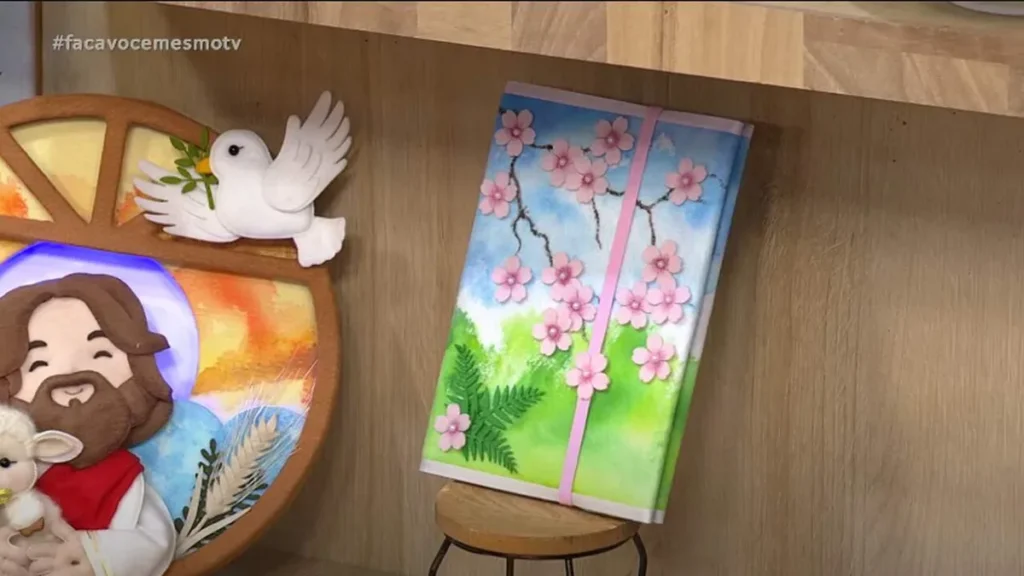 Imagem Carderno aquarelado faca voce mesmo do artigo Caderno Aquarelado - Faça Você Mesmo