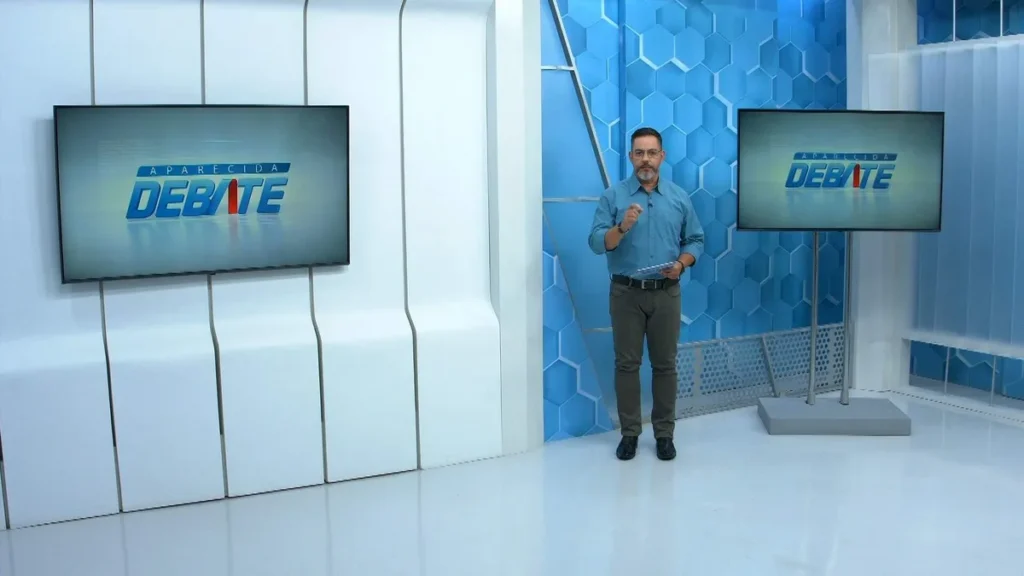 Imagem APD 1401 Reproducao TV Aparecida 1 do artigo "Aparecida Debate" discute a segurança aérea nesta terça