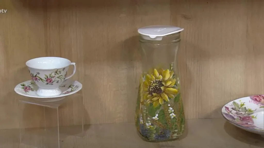 Imagem jarra de vidro com grassol em decoupage faca voce mesmo do artigo Jarra de Vidro com Girassol - Faça Você Mesmo