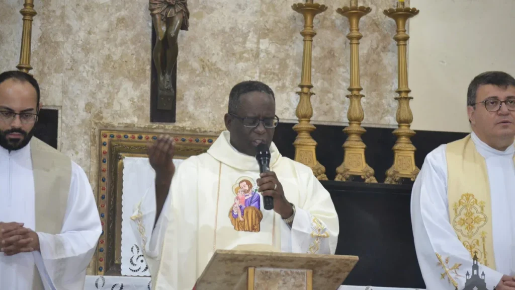 Imagem padre vanderlei jubileu em vicosa do artigo Redentorista celebra Jubileu Sacerdotal de Prata em Viçosa (MG)