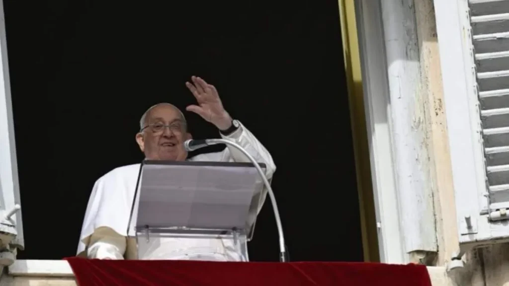 Imagem papa francisco angelus 2025 do artigo "Jesus nos julgará pelo amor", afirma Papa Francisco
