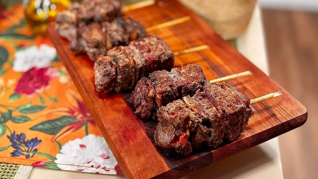 Imagem espetinho santa receita do artigo Espetinho de Carne e Espetinho de Cogumelo – Santa Receita