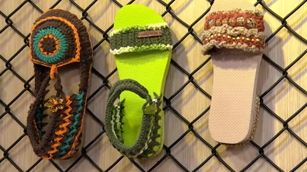 Imagem chinelo croche do artigo Chinelo de salto alto de Crochê – Faça Você Mesmo