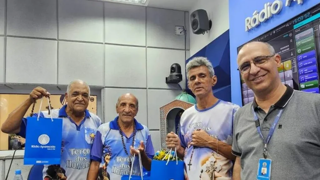 Imagem Grupo Terco dos Homens Aparecida do artigo Homens do Terço compartilham vivência no grupo de oração