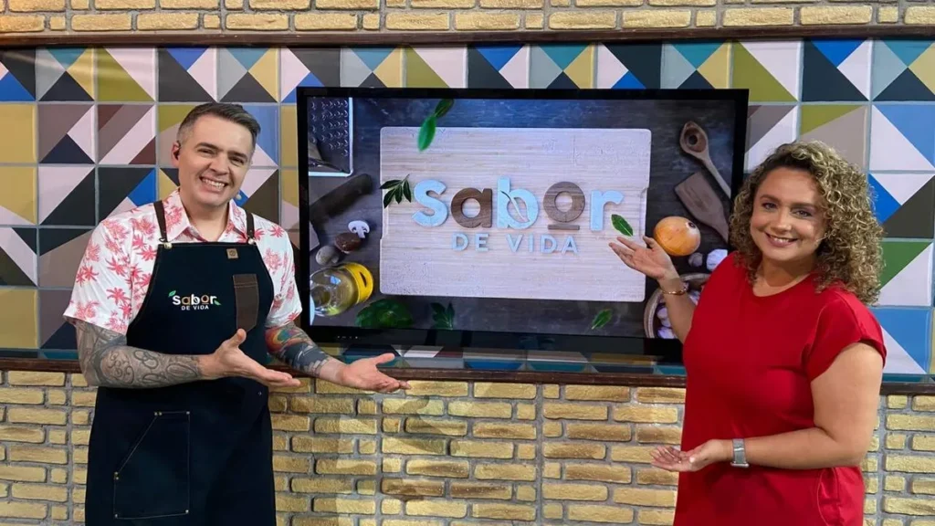 Imagem chef leonardo roncon e bianca laua by producao tv do artigo Cuca de banana adoça as receitas do “Sabor de Vida” deste domingo