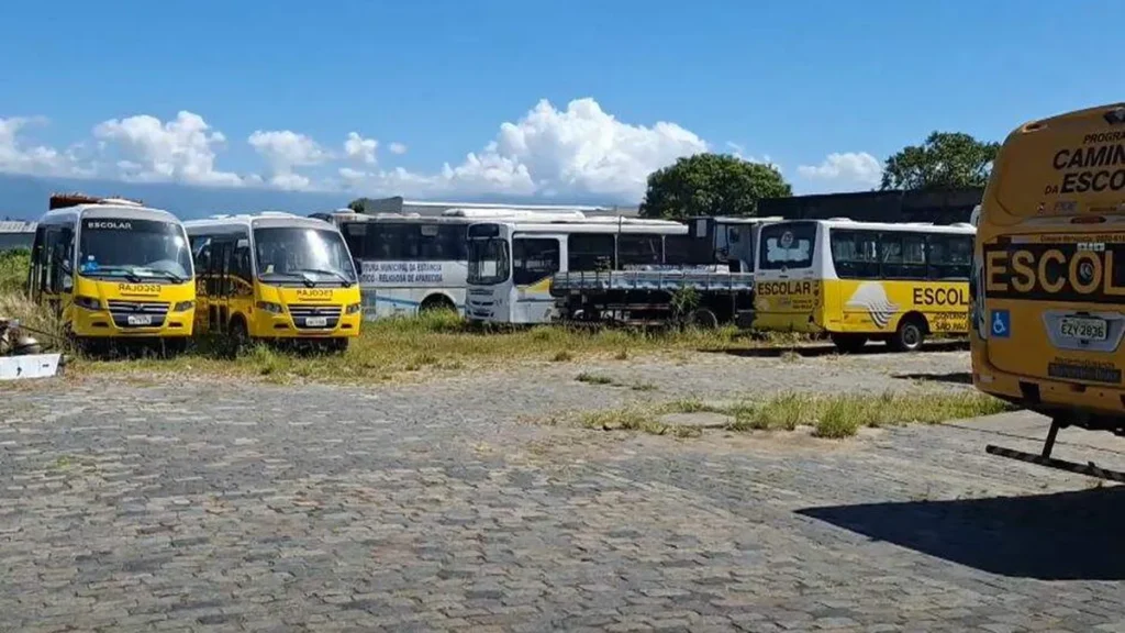 Imagem transporte escolar aparecida do artigo Aparecida tem apenas cinco ônibus escolares em circulação