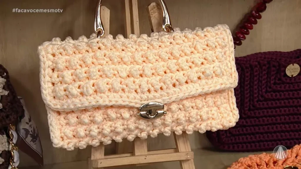 Imagem Clutch Valentina em Croche do artigo Clutch Valentina em Crochê – Faça Você Mesmo