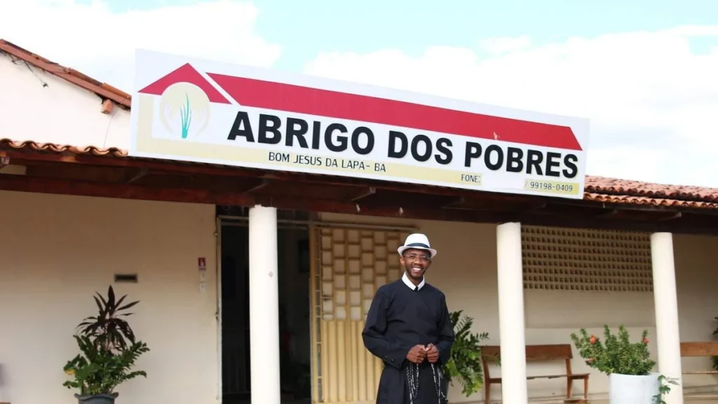 Imagem padre valdeneir abrigo dos pobres do artigo Caridade como vocação: conheça o primeiro Redentorista da Lapa (BA)