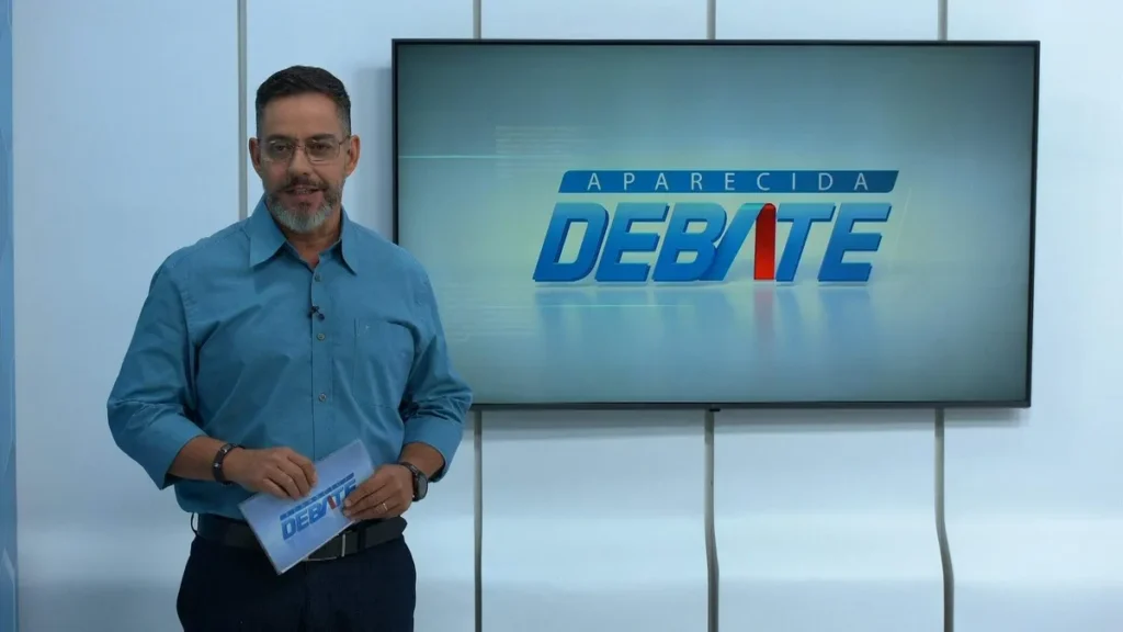 Imagem APD 0104 Reproducao TV Aparecida 1 do artigo "Aparecida Debate" discute os atuais problemas no trânsito brasileiro